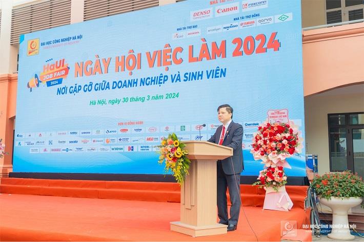 [tapchicongthuong] Ngày hội việc làm Đại học Công nghiệp Hà Nội 2024: 7.000 cơ hội việc làm cho sinh viên