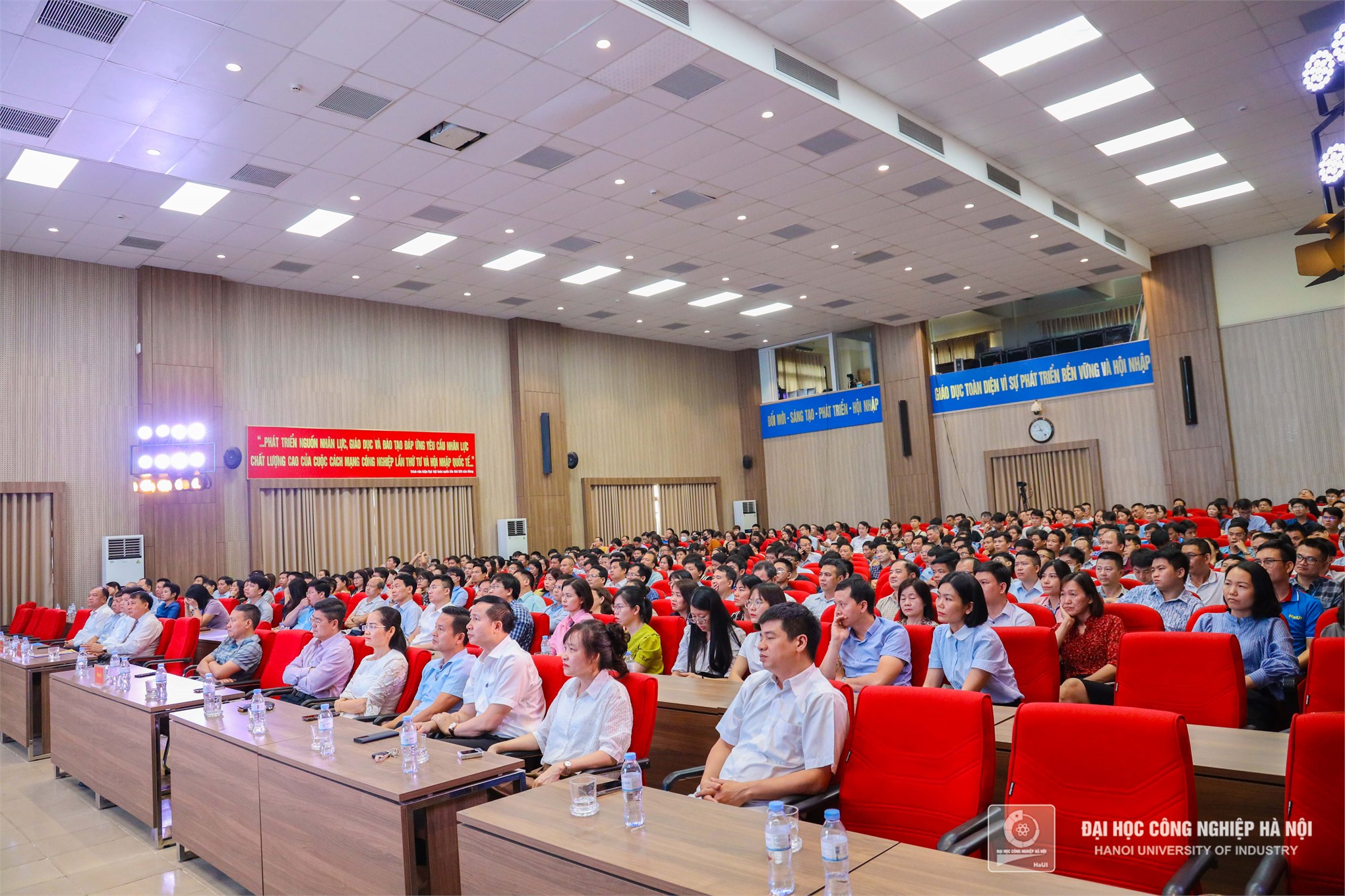 Kỷ niệm 134 năm ngày sinh Chủ tịch Hồ Chí Minh, Hội nghị thông tin thời sự quốc tế và trao giải cuộc thi bảo vệ nền tảng tư tưởng của Đảng năm 2024