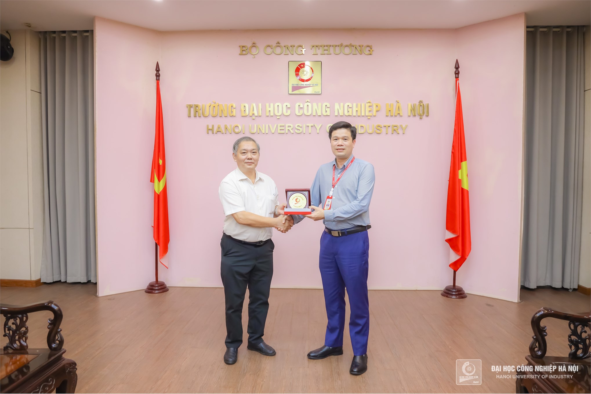 HaUI and REV: Connecting Resources to Elevate Training and Research in Electronics, Telecommunications, and Information Technology