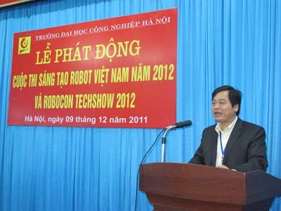 Phát động cuộc thi sáng tạo Robot Việt Nam và Robocon Techshow 2012