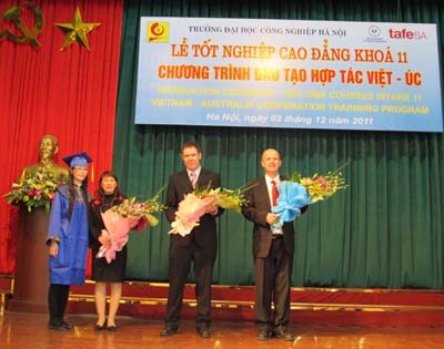 Lễ bế giảng khóa 11 Chương trình đào tạo hợp tác Việt Nam-Australia