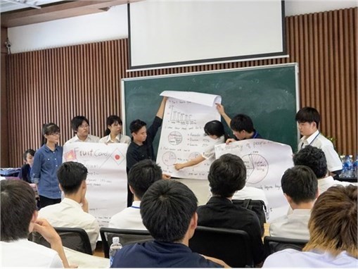 Giao lưu sinh viên Đại học Ryukoku (Nhật Bản) và Đại học Công nghiệp Hà Nội