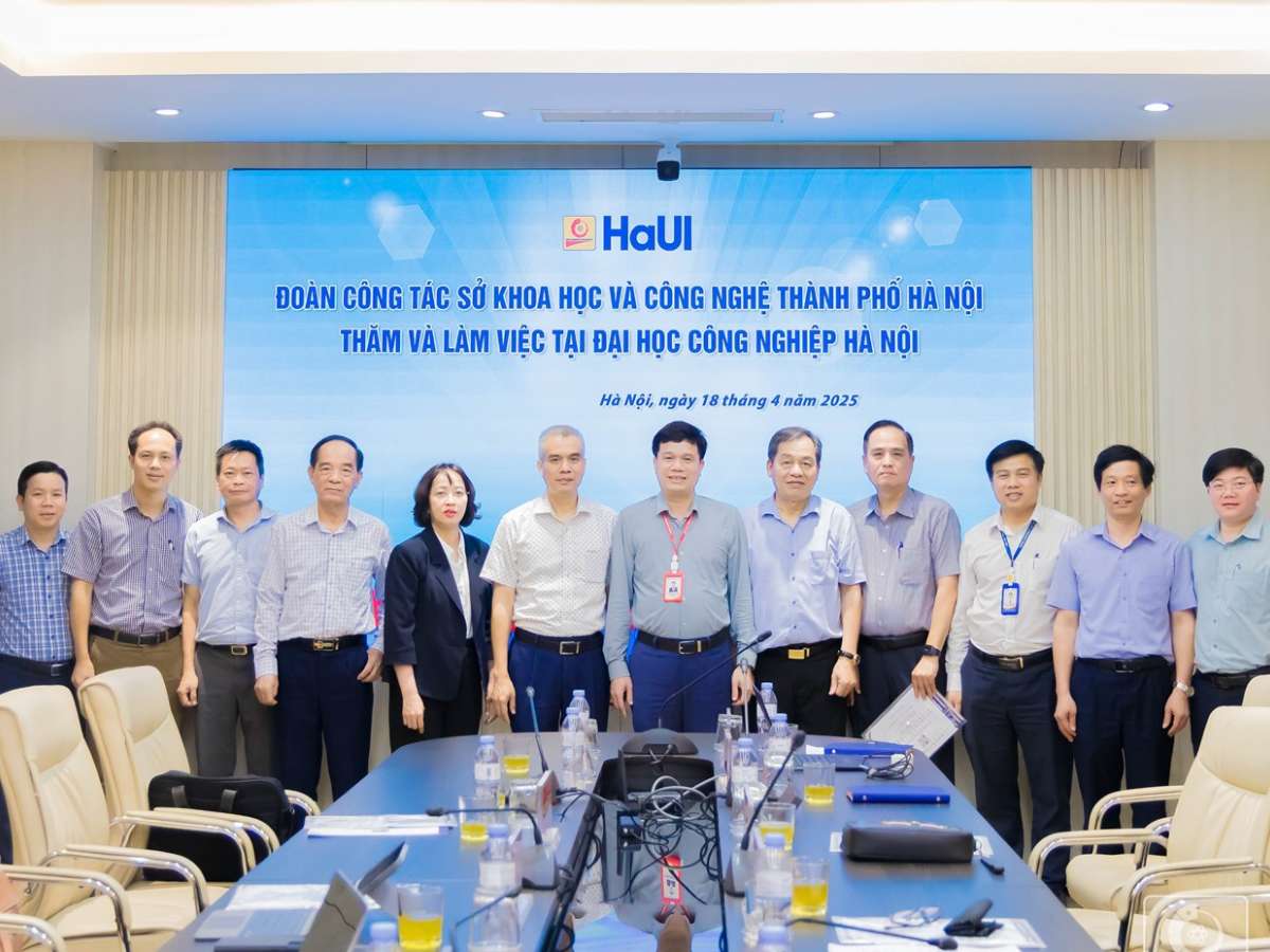 HaUI strengthens cooperation with Hanoi City Department of Science and Technology