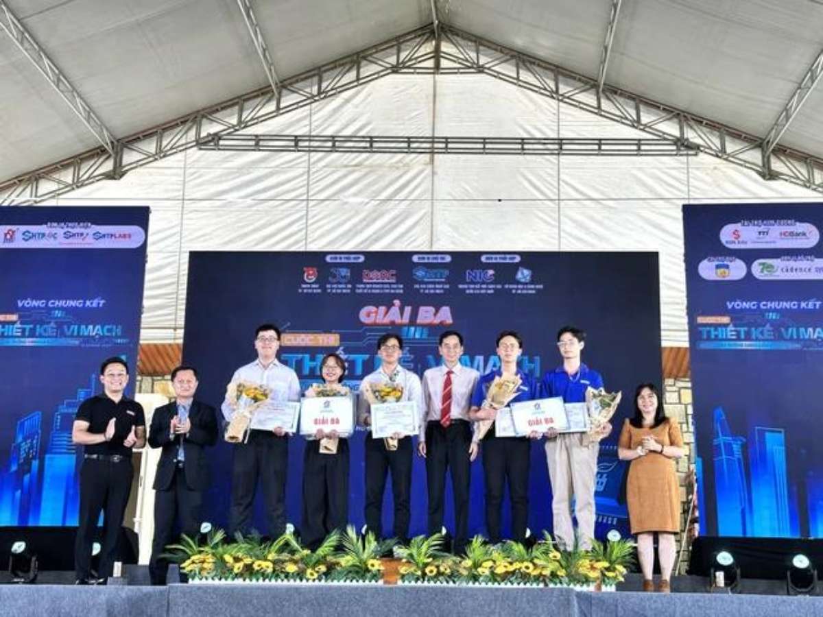 HaUI students win third prize at the Smart City IC Design Competition