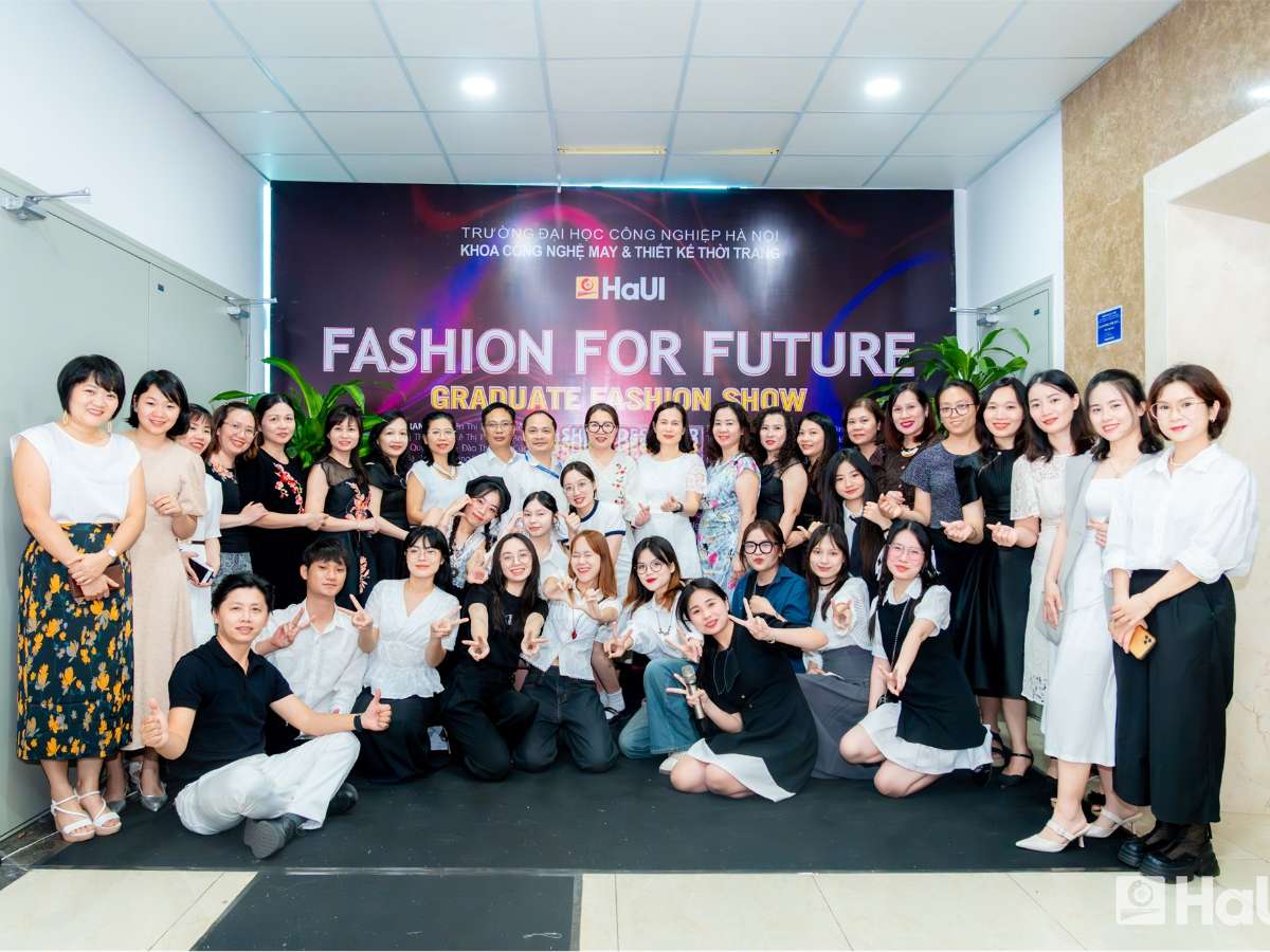 Timeless heritage, modern expression: A fashion tribute by HaUI’s K16 designers