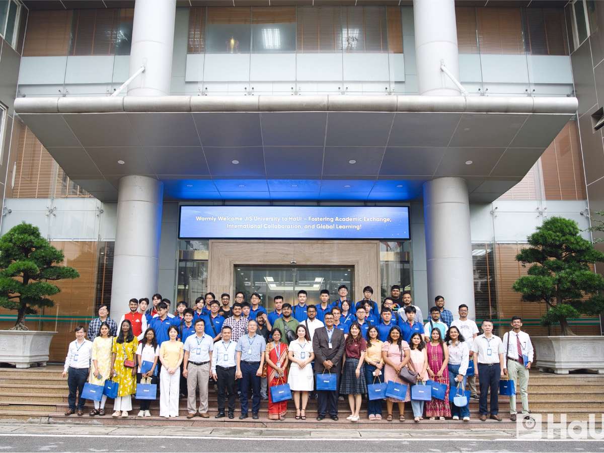 Students of JIS University embark on an enriching academic and cultural exchange at Hanoi University of Industry