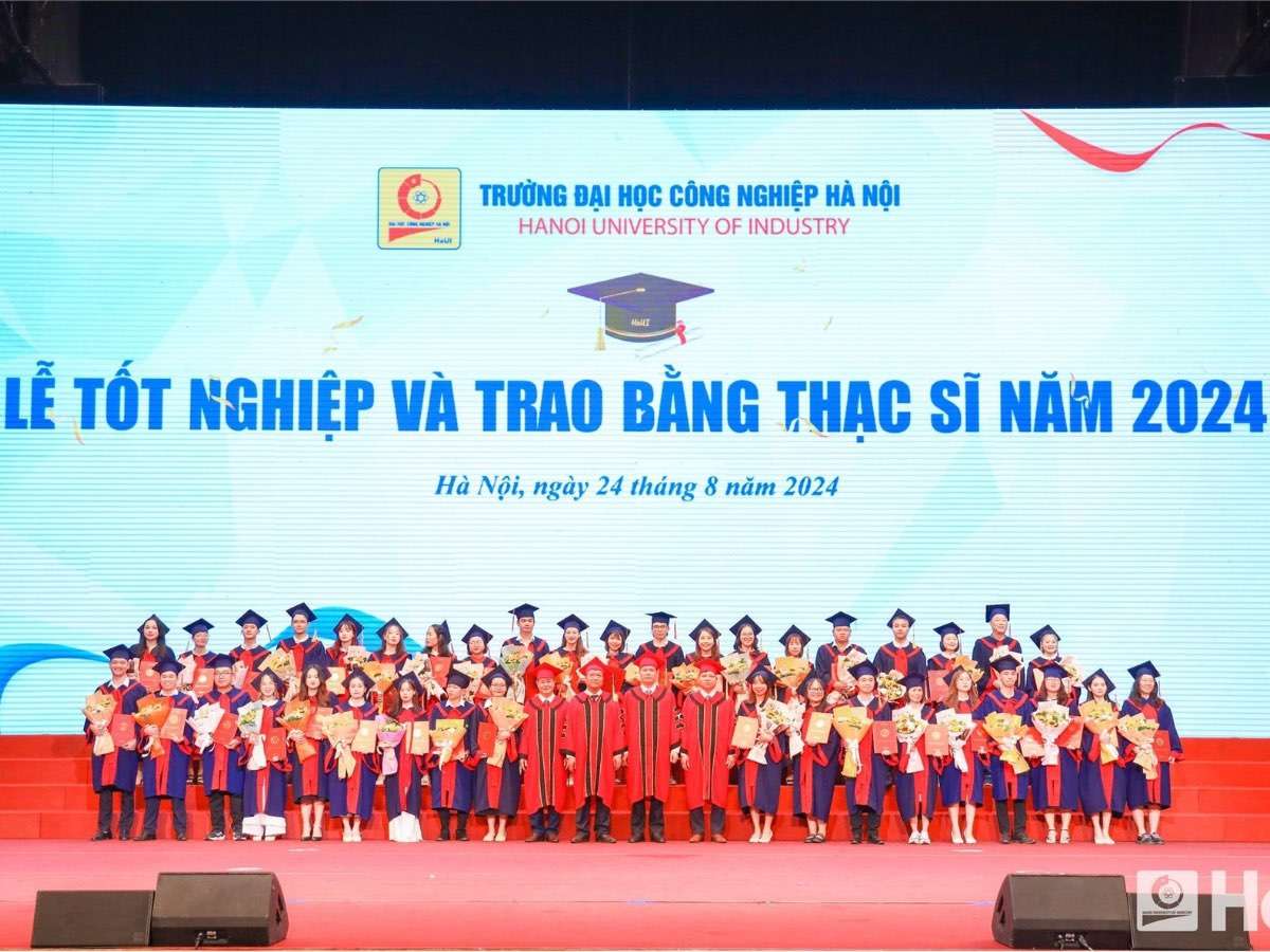 Opening Ceremony for Postgraduate Training and the Awarding of Doctoral and Master’s Degrees - 2025