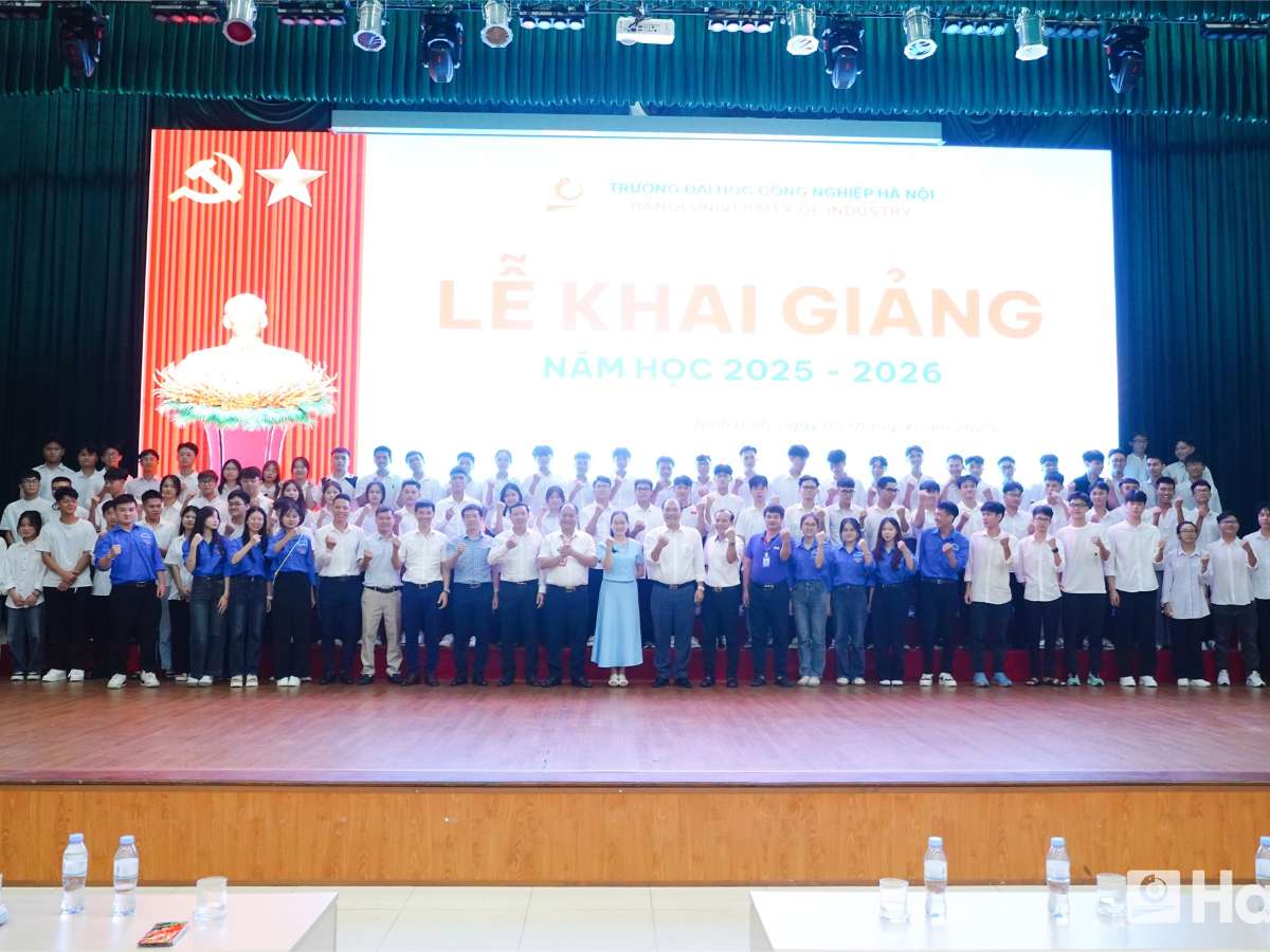 2025-2026 Opening Ceremony: A remarkable start for Hanoi University of Industry's freshmen