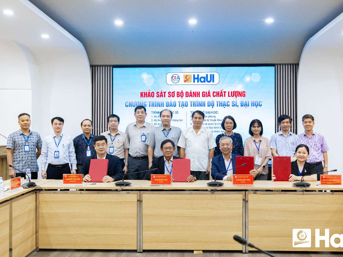 HaUI embarks on preliminary survey for accreditation of ten academic programs