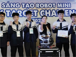 [baocaobang] Trường THPT Chuyên Cao Bằng giành giải Nhất Cuộc thi Sáng tạo Robot mini - Sky Target Challenge 2025