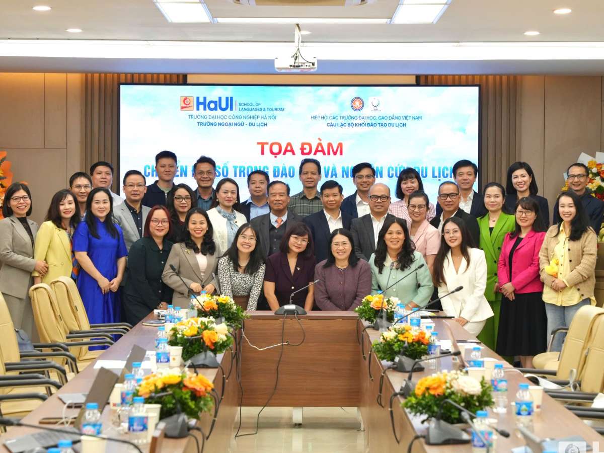 Chuyển đổi số trong đào tạo và nghiên cứu du lịch