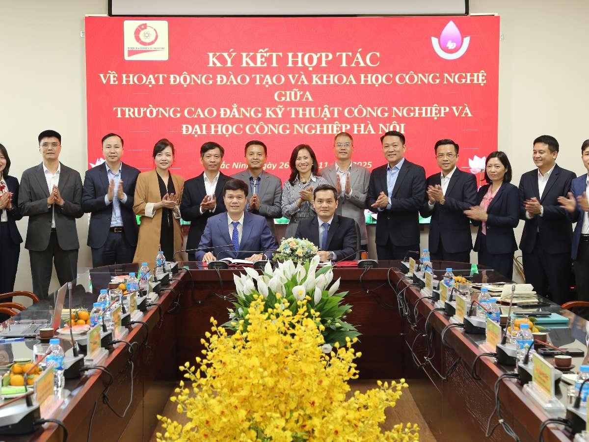 Đại học Công nghiệp Hà Nội và Trường Cao đẳng Kỹ thuật Công nghiệp hợp tác chiến lược phát triển đào tạo và khoa học công nghệ