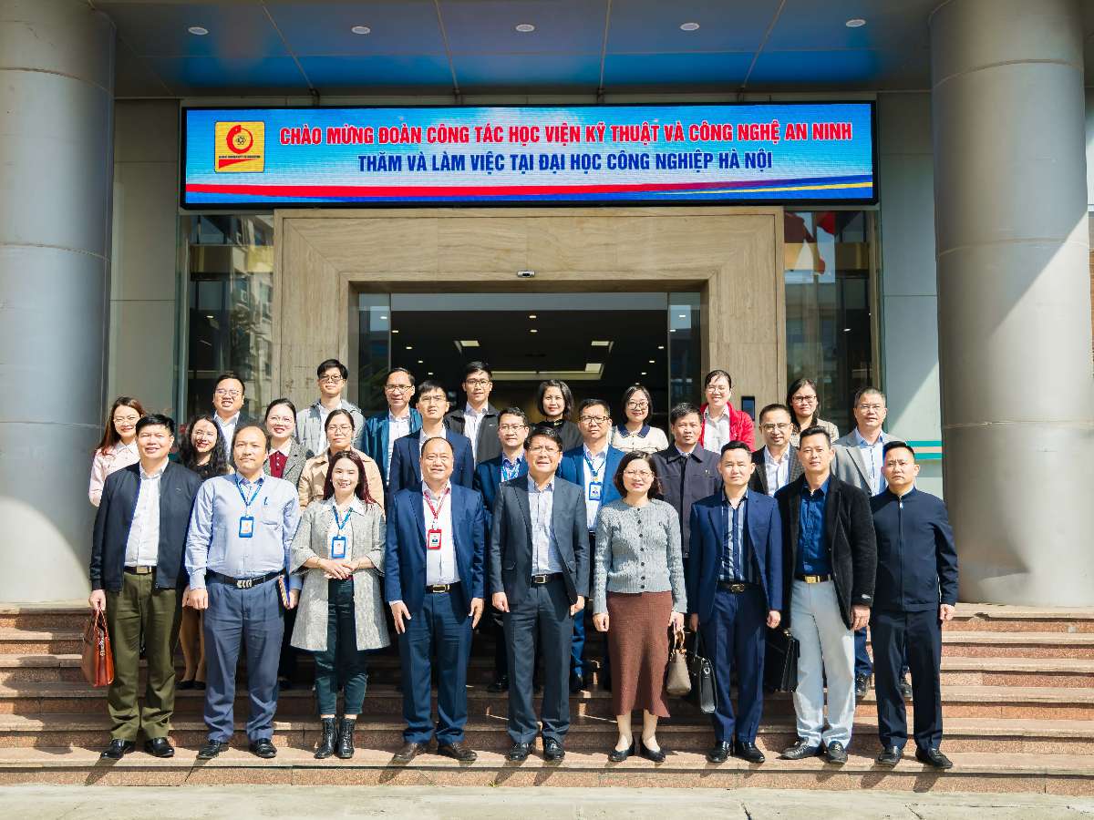 Học viện Kỹ thuật và Công nghệ an ninh thăm và làm việc tại Đại học Công nghiệp Hà Nội