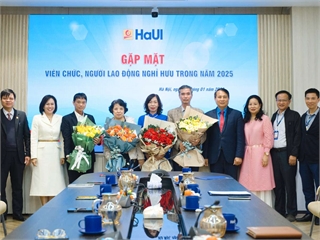 Tri ân những đóng góp bền bỉ cho sự phát triển của Đại học Công nghiệp Hà Nội