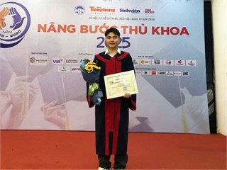 [tienphong] Chàng trai Cao Bằng vượt khó giành học bổng với niềm say mê Vật lý