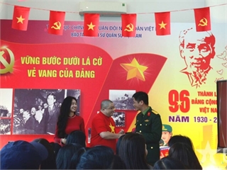 [qdnd] Nhiều hoạt động trải nghiệm tìm hiểu về Đảng tại Bảo tàng Lịch sử quân sự Việt Nam