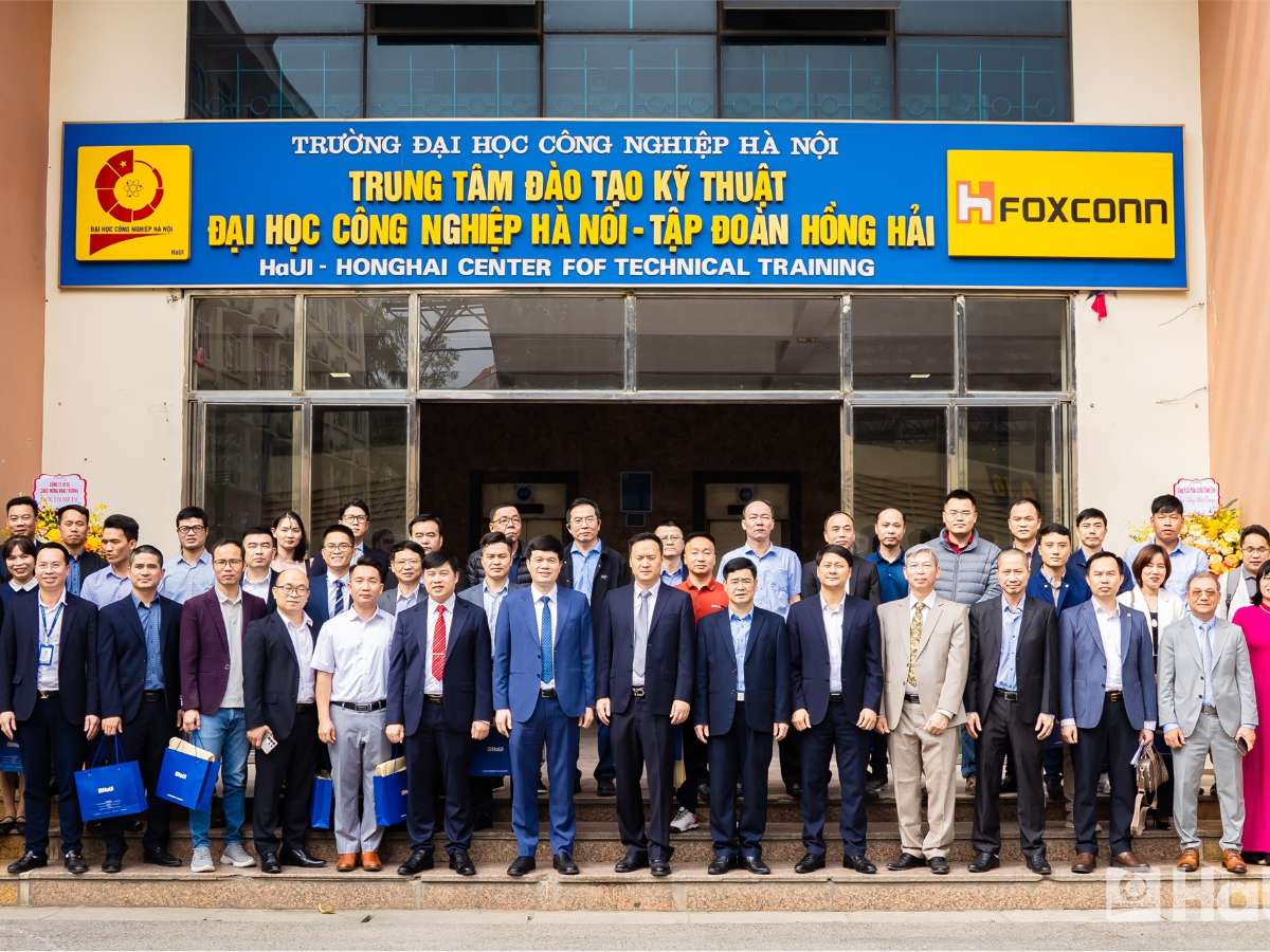 Advancing engineering excellence: HaUI launches cutting-edge 5-Axis CNC laboratory