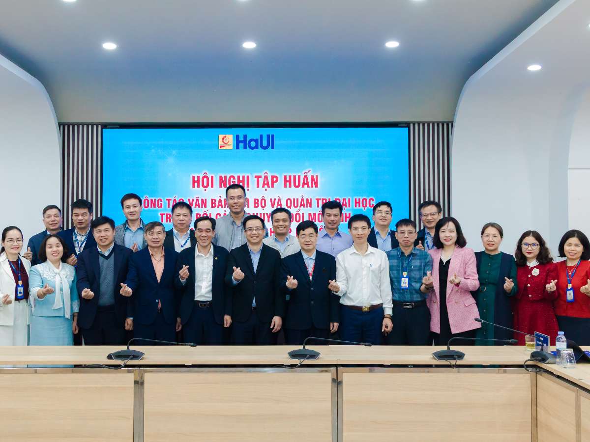 Đại học Công nghiệp Hà Nội tập huấn công tác văn bản nội bộ và quản trị đại học