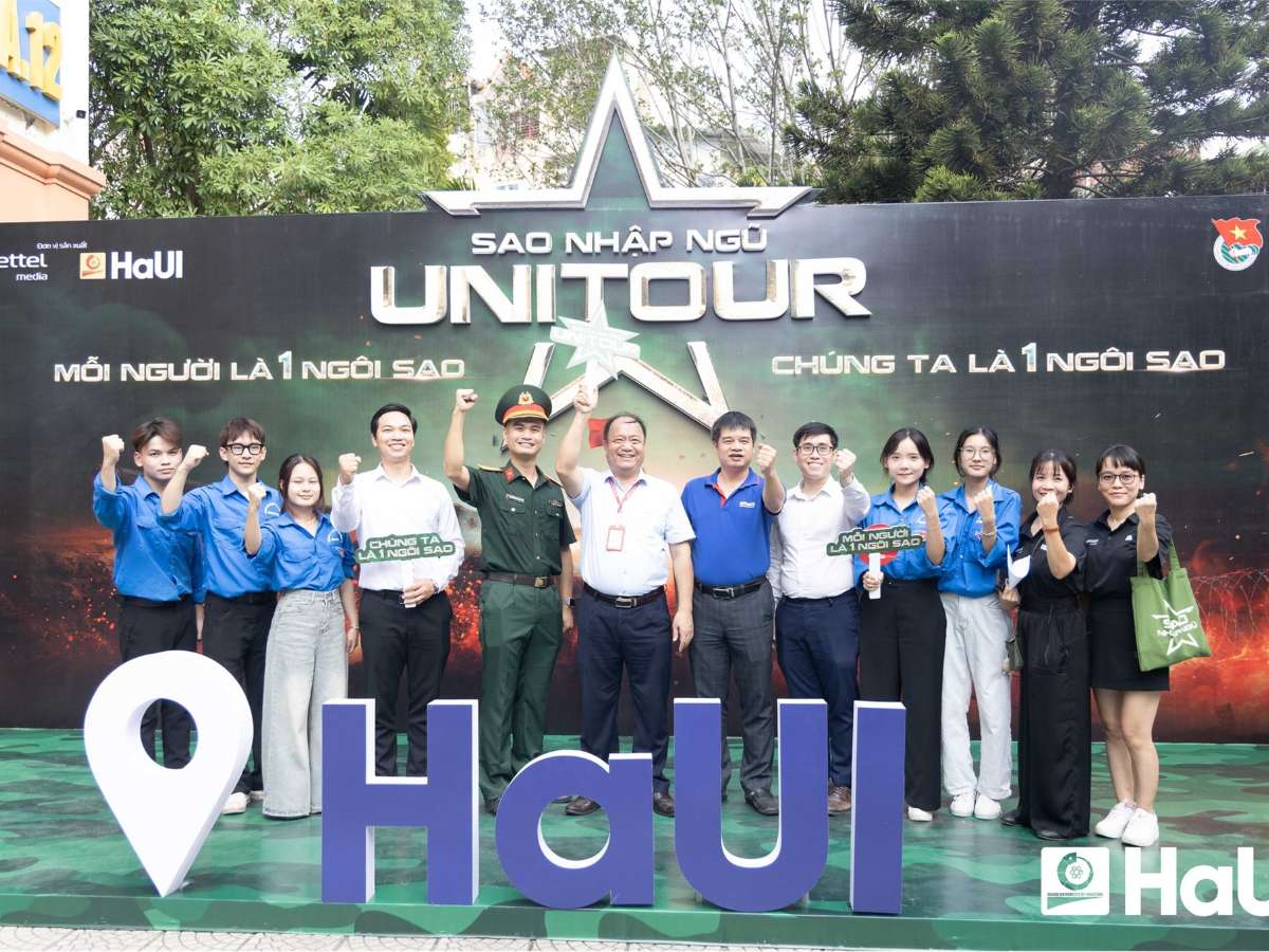 HaUI students embrace the soldier spirit at Sao Nhap Ngu Unitour 2025