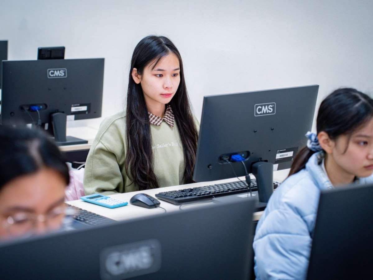 [znews] Đại học Việt Nam ồ ạt mở ngành Trí tuệ nhân tạo