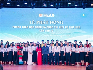 Đại học Công nghiệp Hà Nội: Đánh thức tình yêu sách qua những trang viết