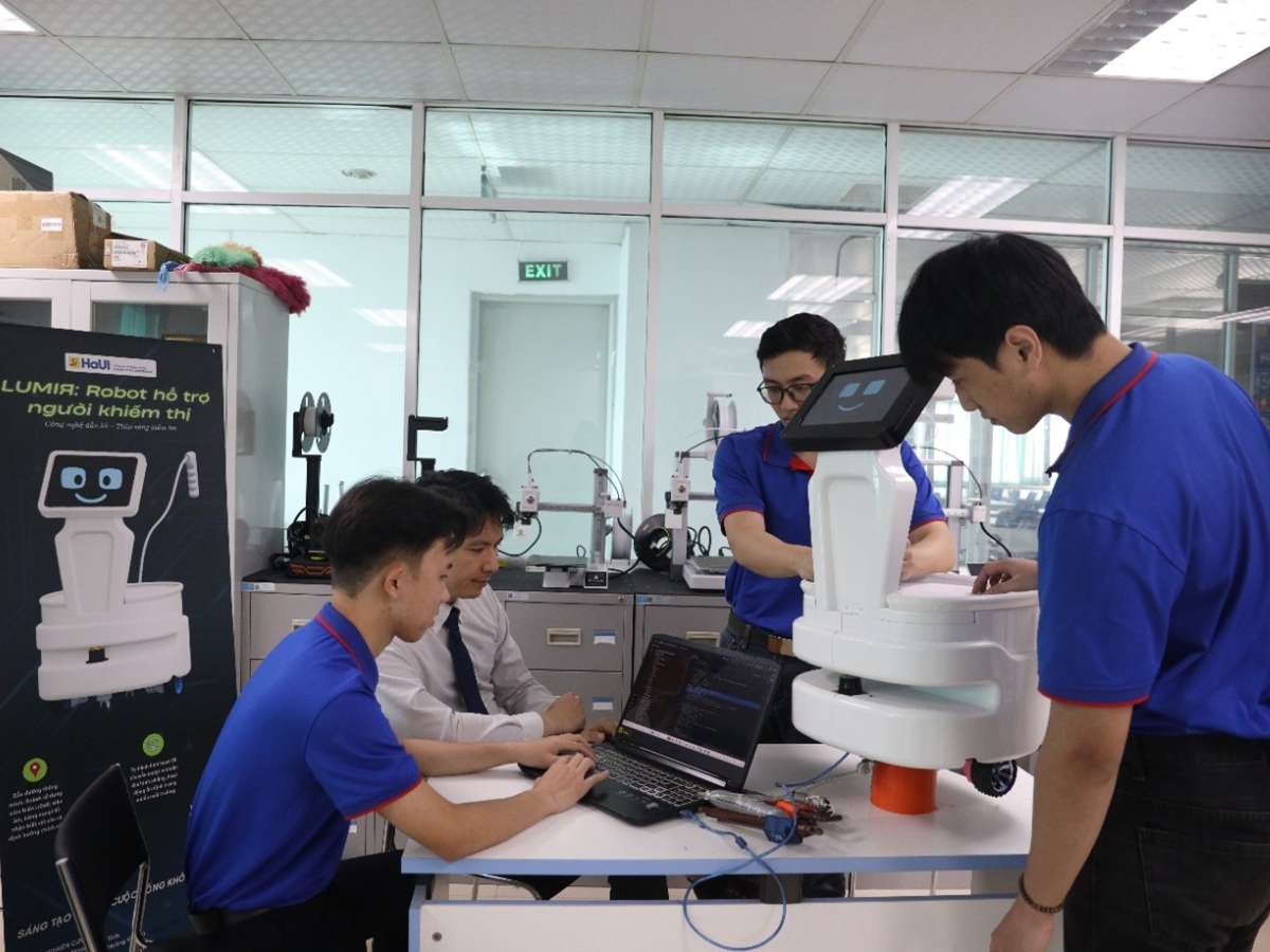 Đại học Công nghiệp Hà Nội phát triển 72 ngành, chương trình đào tạo, đón đầu các lĩnh vực công nghệ chiến lược và quốc tế hoá giáo dục