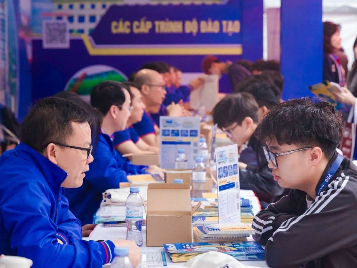 [thanhtra] Đại học Công nghiệp Hà Nội phát triển 72 ngành, chương trình đào tạo, đón đầu các lĩnh vực công nghệ chiến lược và quốc tế hoá giáo dục