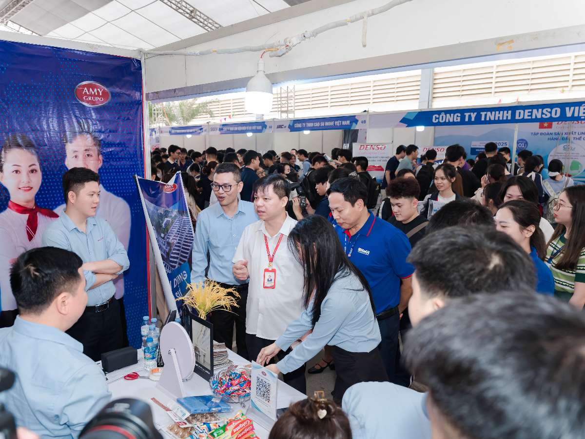 [antv] Ngày hội việc làm kết nối để hiểu đúng nhu cầu thị trường