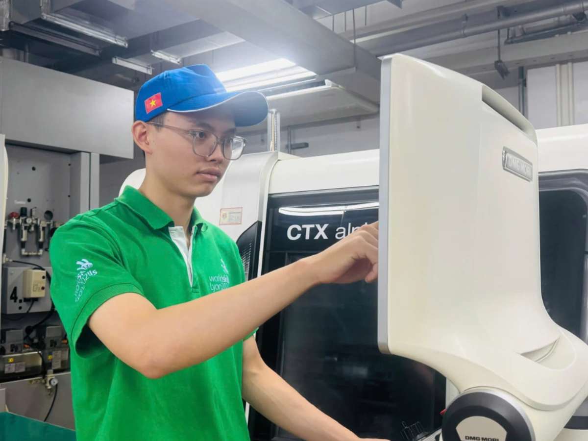 [danviet] Nam sinh giành Huy chương Kỹ năng nghề thế giới ngày ấy – bây giờ: “Cuộc thi đã mở ra cho em nhiều cơ hội”