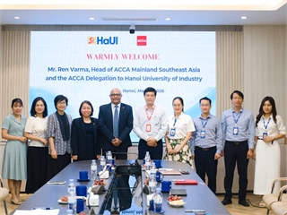 Đại học Công nghiệp Hà Nội làm việc với Giám đốc ACCA khu vực Đông Nam Á lục địa