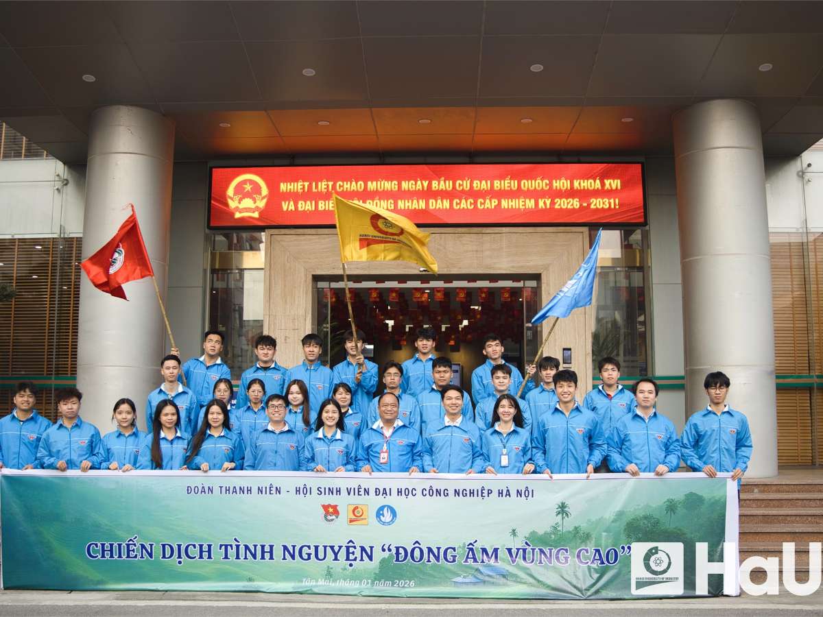 “Warm Winter in the Highlands”: HaUI youth writing stories of kindness in Tan Mai