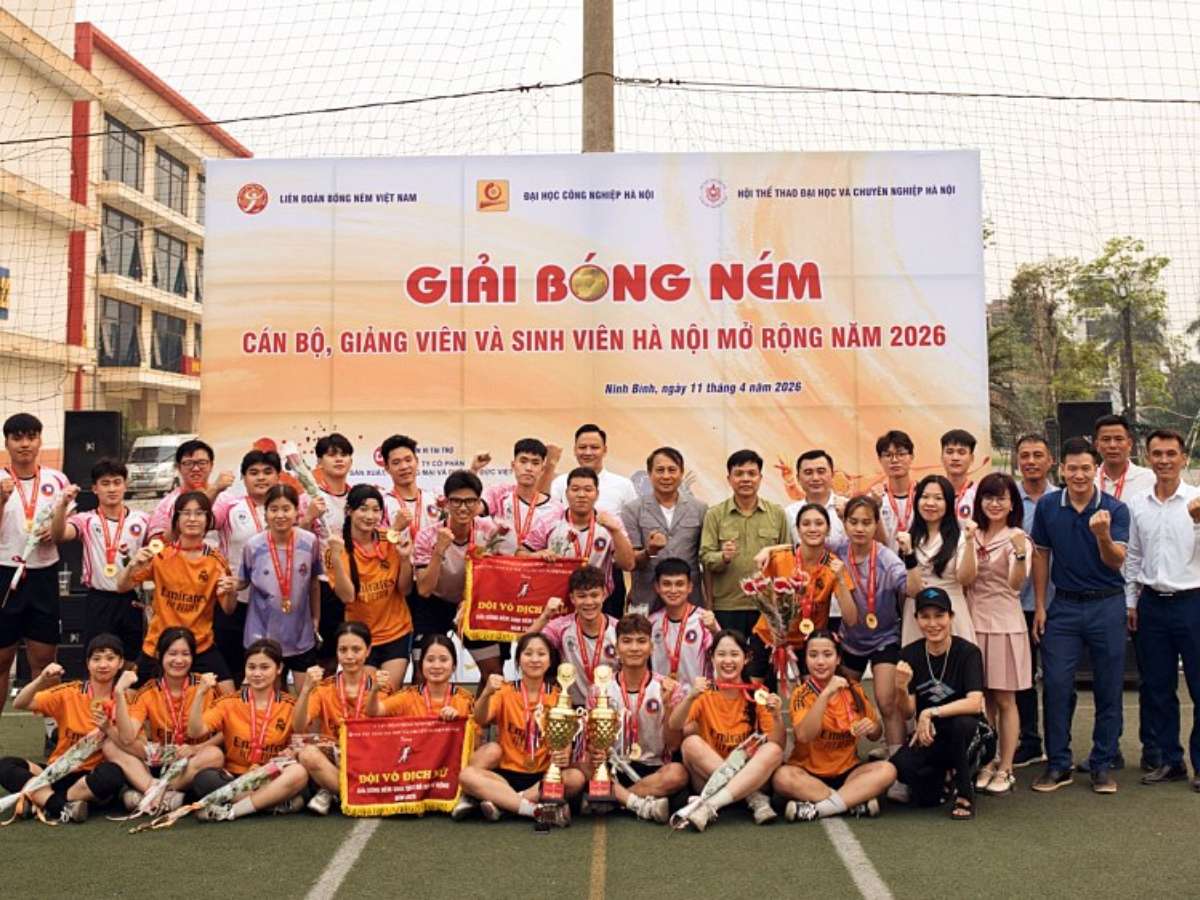 [webthethao] Từ giải bóng ném sinh viên Hà Nội đến chuyện xây chân đế cho nền kinh tế thể thao Việt Nam