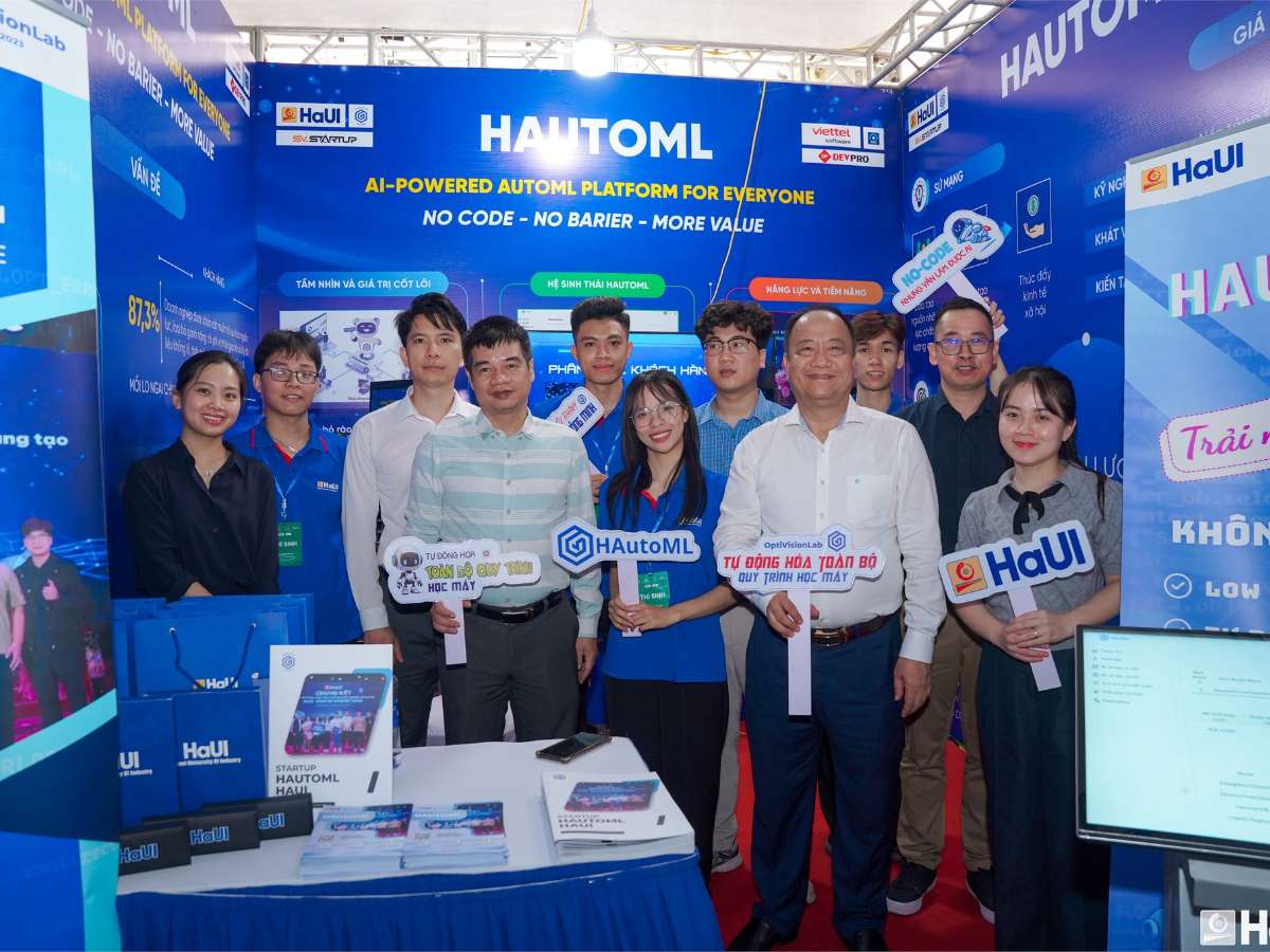 HaUI students honored for HAutoML Platform at National Startup Day 2026