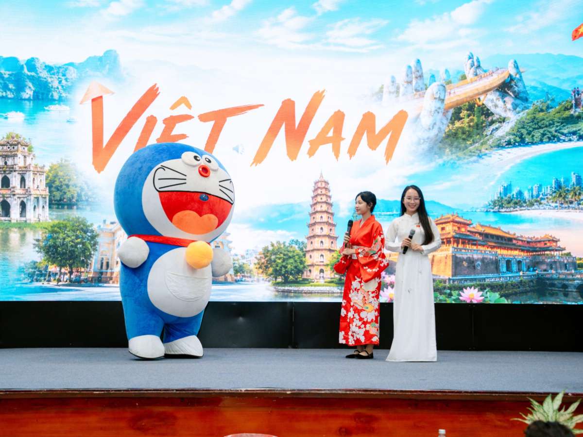 [vnexpress] Sinh viên Đại học Công nghiệp Hà Nội giành giải nhất cuộc thi 'Sắc màu Việt - Nhật'