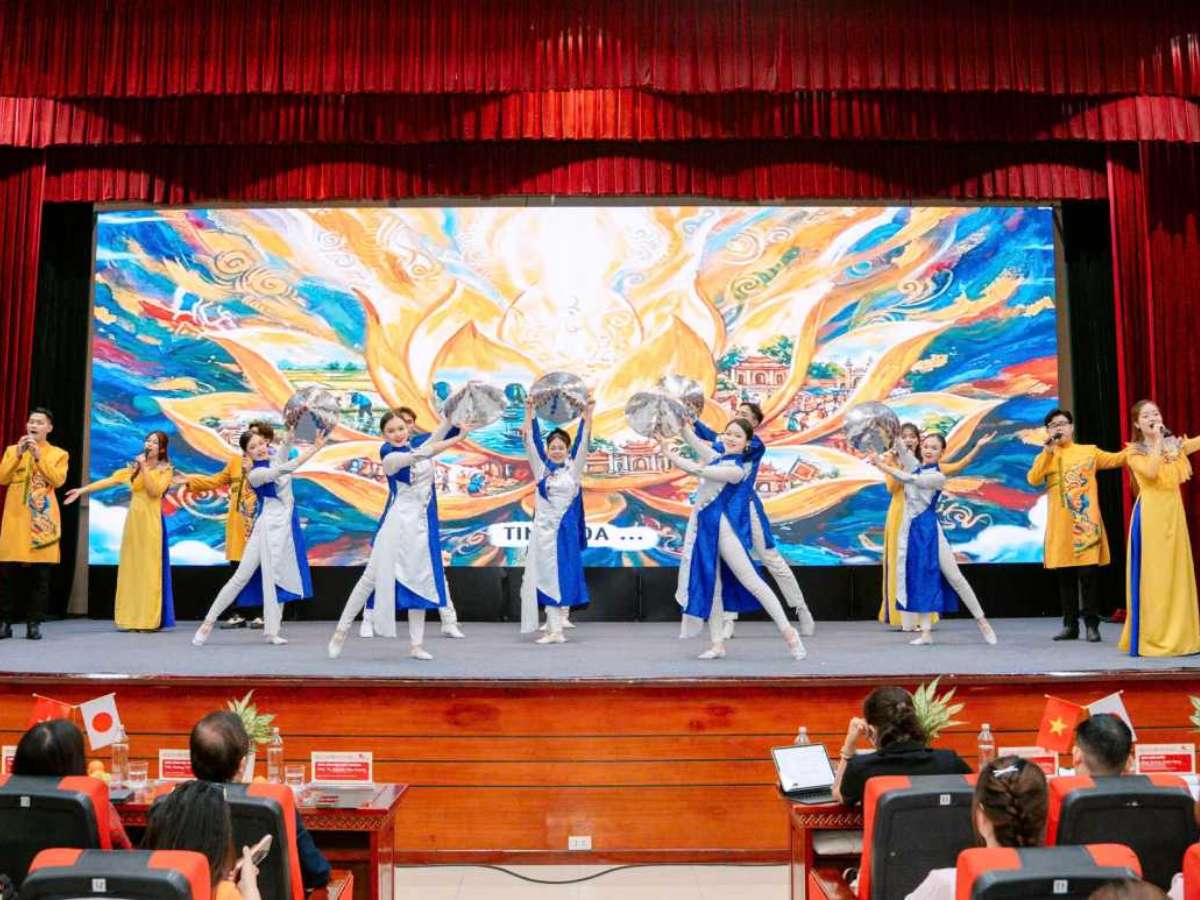 [baophapluat] 'Sắc màu Việt - Nhật' góp phần lan tỏa văn hóa của hai nước tới giới trẻ