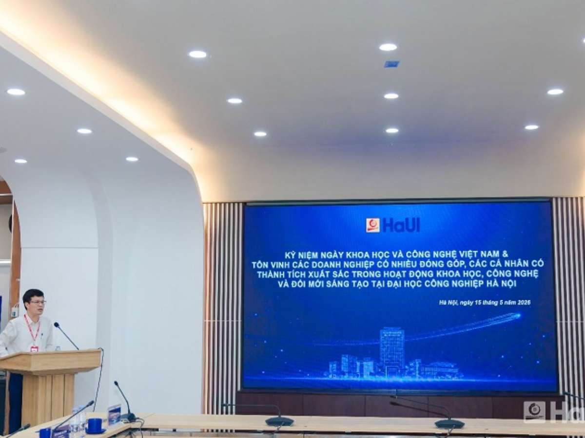 [tapchicongthuong] Đại học công nghiệp Hà Nội thúc đẩy nghiên cứu thực chất, gắn khoa học công nghệ với doanh nghiệp
