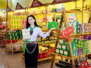 [thanhgiong] Thái Nguyên: Cô gái trẻ đưa nông sản quê hương lên sàn thương mại điện tử