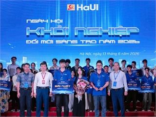 [thuonghieucongluan] HaUI khẳng định thương hiệu đào tạo đổi mới sáng tạo, chắp cánh sinh viên làm chủ công nghệ