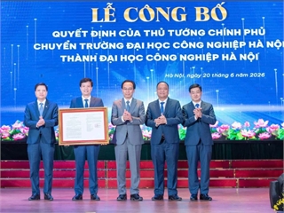 [dantri] Bộ trưởng Công thương: Đại học không chỉ là nơi đào tạo nhân lực