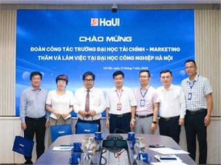 Đại học Công nghiệp Hà Nội chia sẻ kinh nghiệm mô hình quản trị và chuyển đổi số với Trường Đại học Tài chính - Marketing