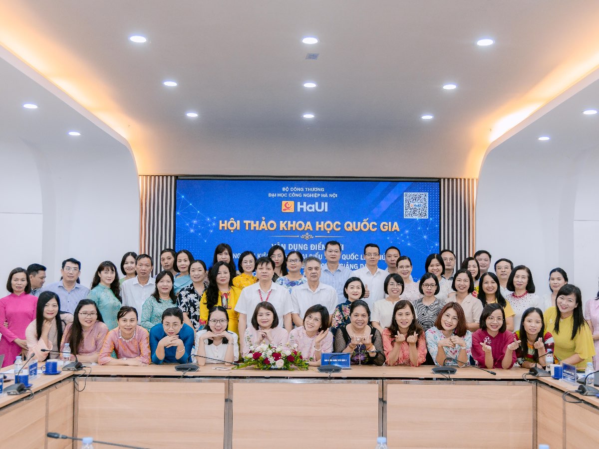 Hội thảo khoa học Quốc gia "Những vấn đề lý luận – thực tiễn": Để giảng đường không chỉ truyền thụ tri thức mà còn là nơi thắp sáng khát vọng tuổi trẻ.