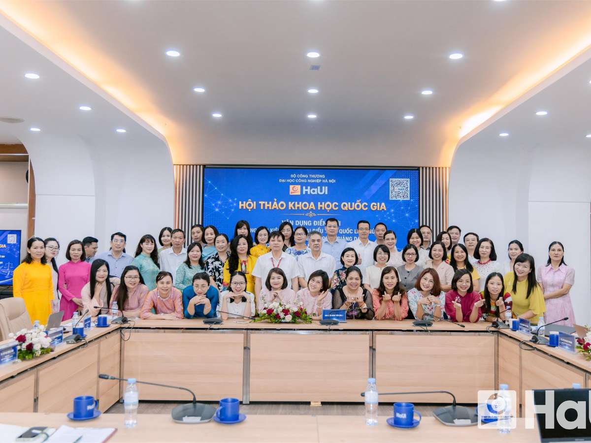Hội thảo khoa học Quốc gia "Những vấn đề lý luận – thực tiễn": Để giảng đường không chỉ truyền thụ tri thức mà còn là nơi thắp sáng khát vọng tuổi trẻ.