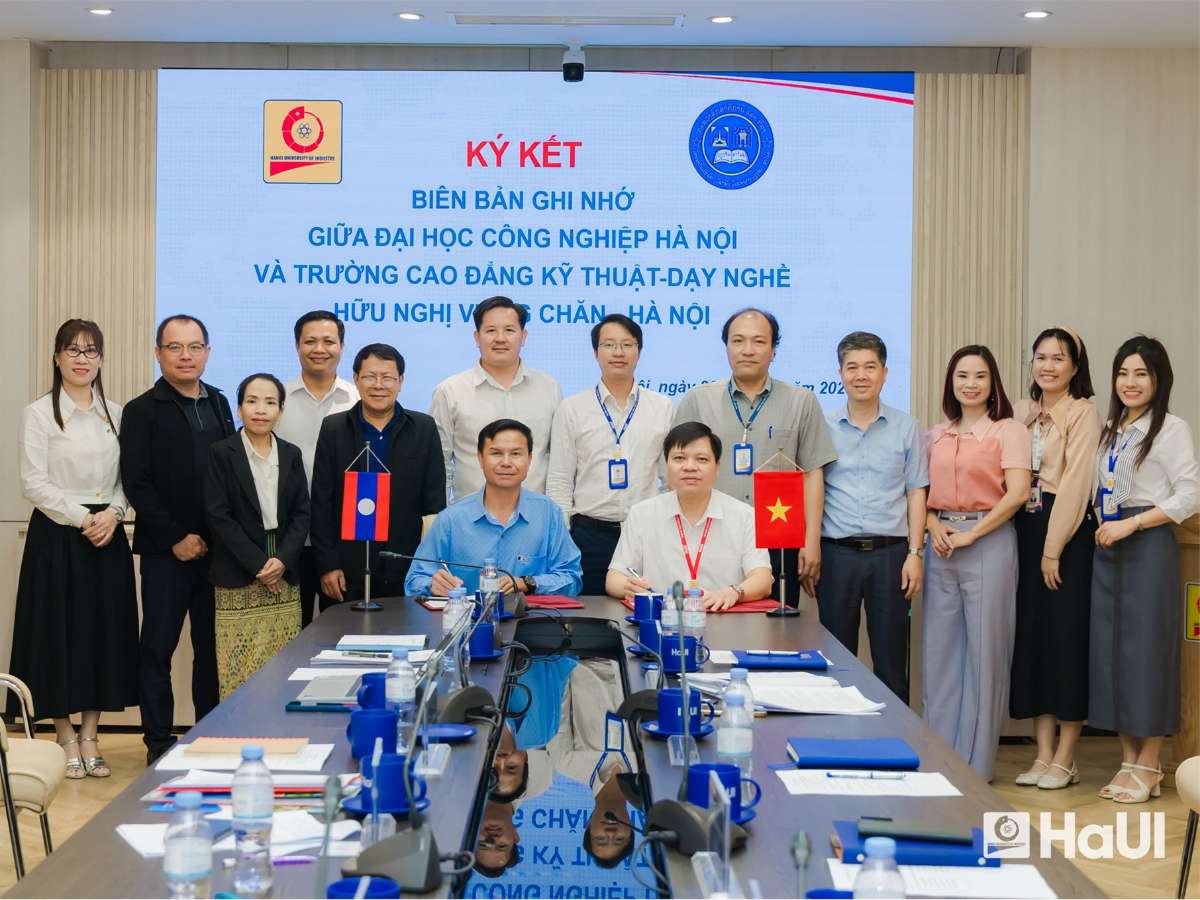 HaUI and Vientiane - Hanoi Friendship Technical and Vocational College strengthen cooperation in education and human resource development