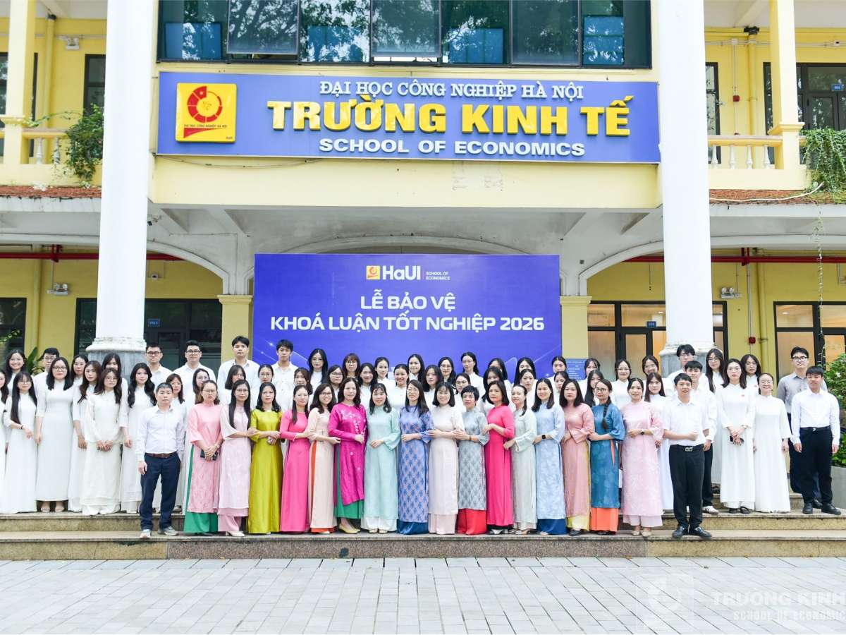 HaUI graduation season 2026: Final-Year students present applied research and projects