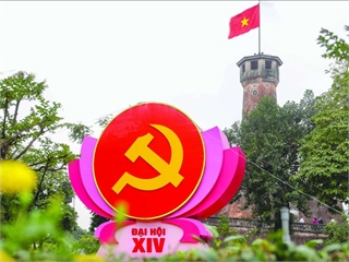 Nghiên cứu, học tập, quán triệt và tuyên truyền các nghị quyết, chỉ thị mới của Bộ Chính trị