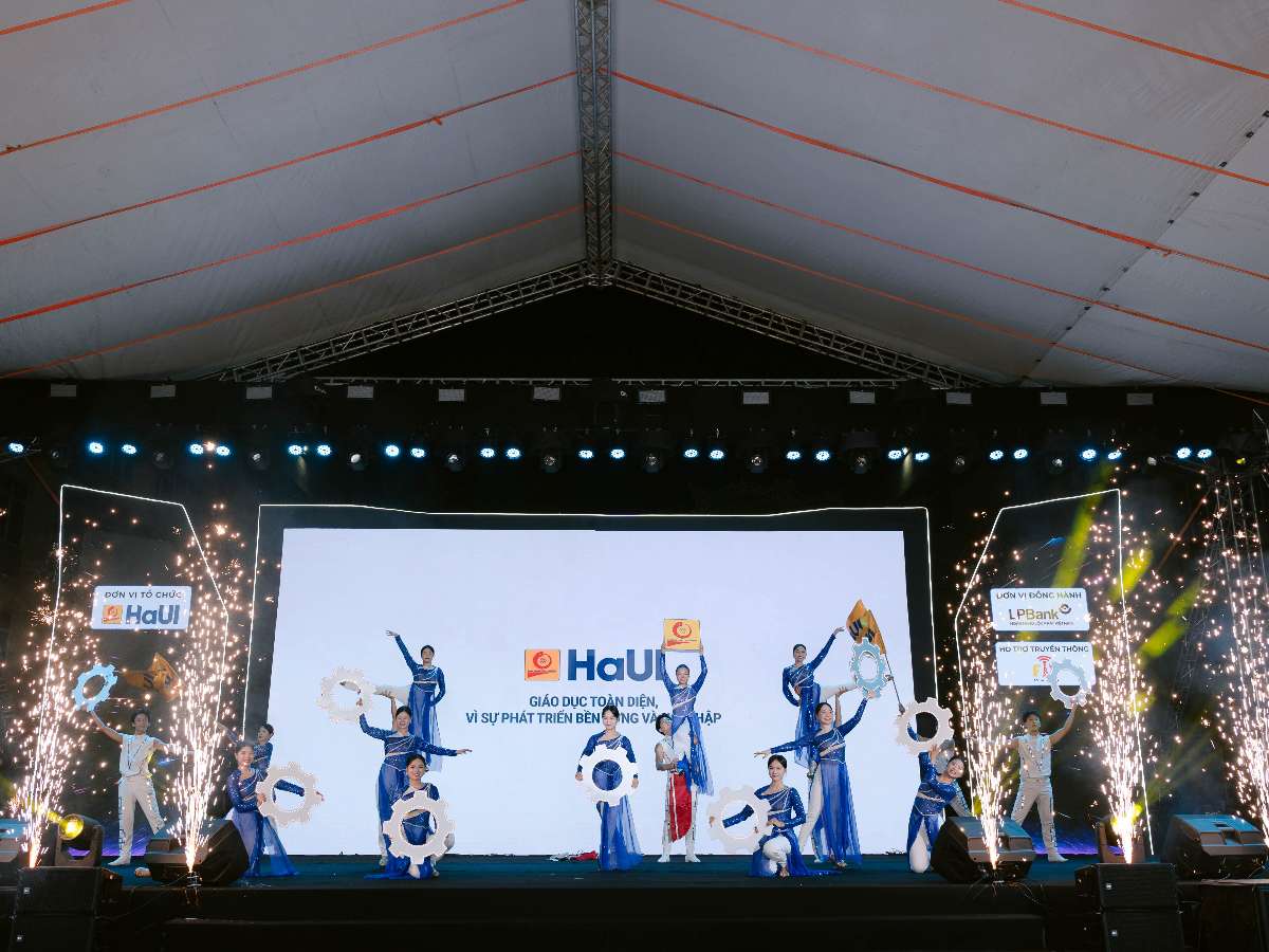 HaUI SPARK 2026: Cháy hết mình cùng tuổi trẻ HaUI