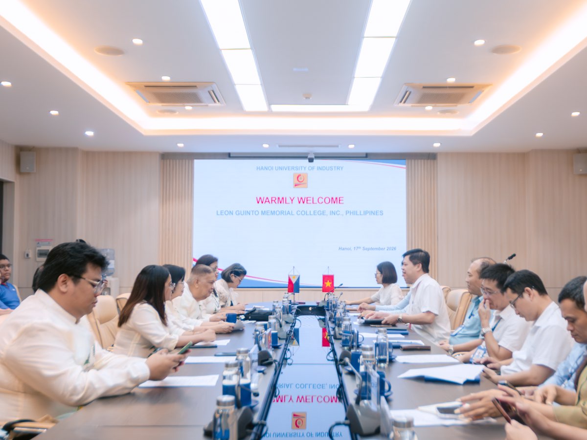 Đại học Công nghiệp Hà Nội tiếp và làm việc với Trường Cao đẳng Leon Guinto, Philippines