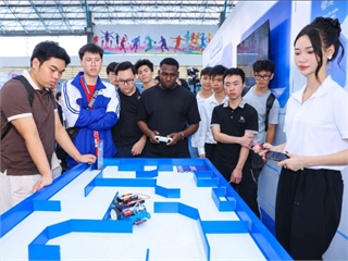 [dantri] Hơn 1.000 sinh viên Hà Nội tham gia Samsung Innovation Campus - SIC Tech Day 2026