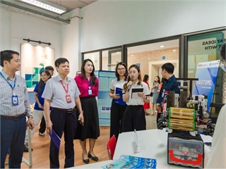 [tapchicongthuong] Trường Kinh tế, Đại học Công nghiệp Hà Nội ra mắt Không gian Đổi mới sáng tạo và Khởi nghiệp