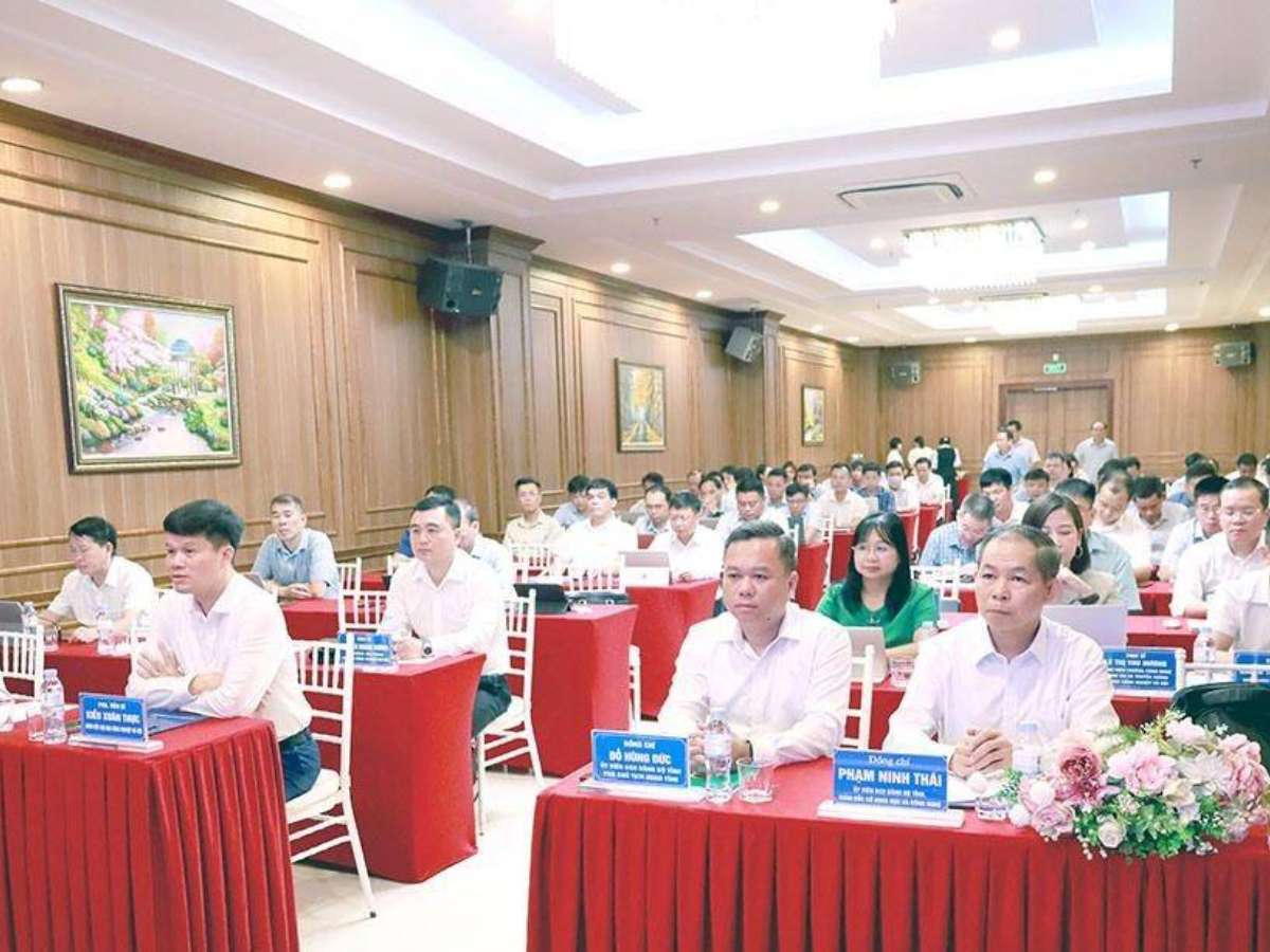[baotuyenquang] Bồi dưỡng năng lực số cho cán bộ, công chức, viên chức Tuyên Quang